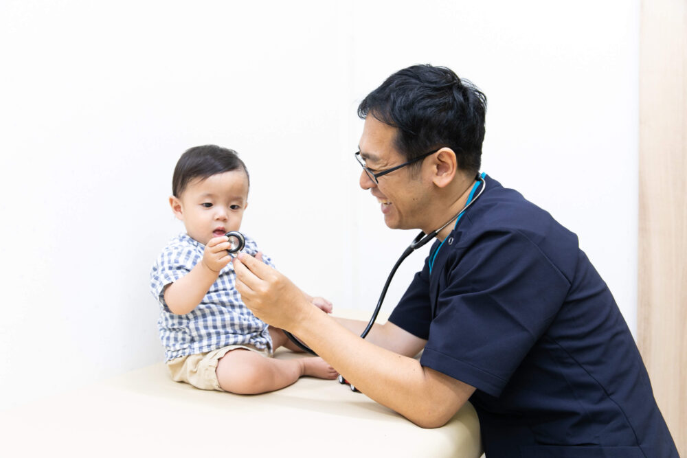 乳幼児健診はなぜ必要？